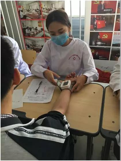 石家庄白求恩医学院2018级春季护理专业学生见习圆满结束