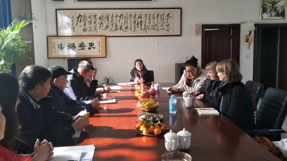 德国护理学校校长访问石家庄白求恩医学院